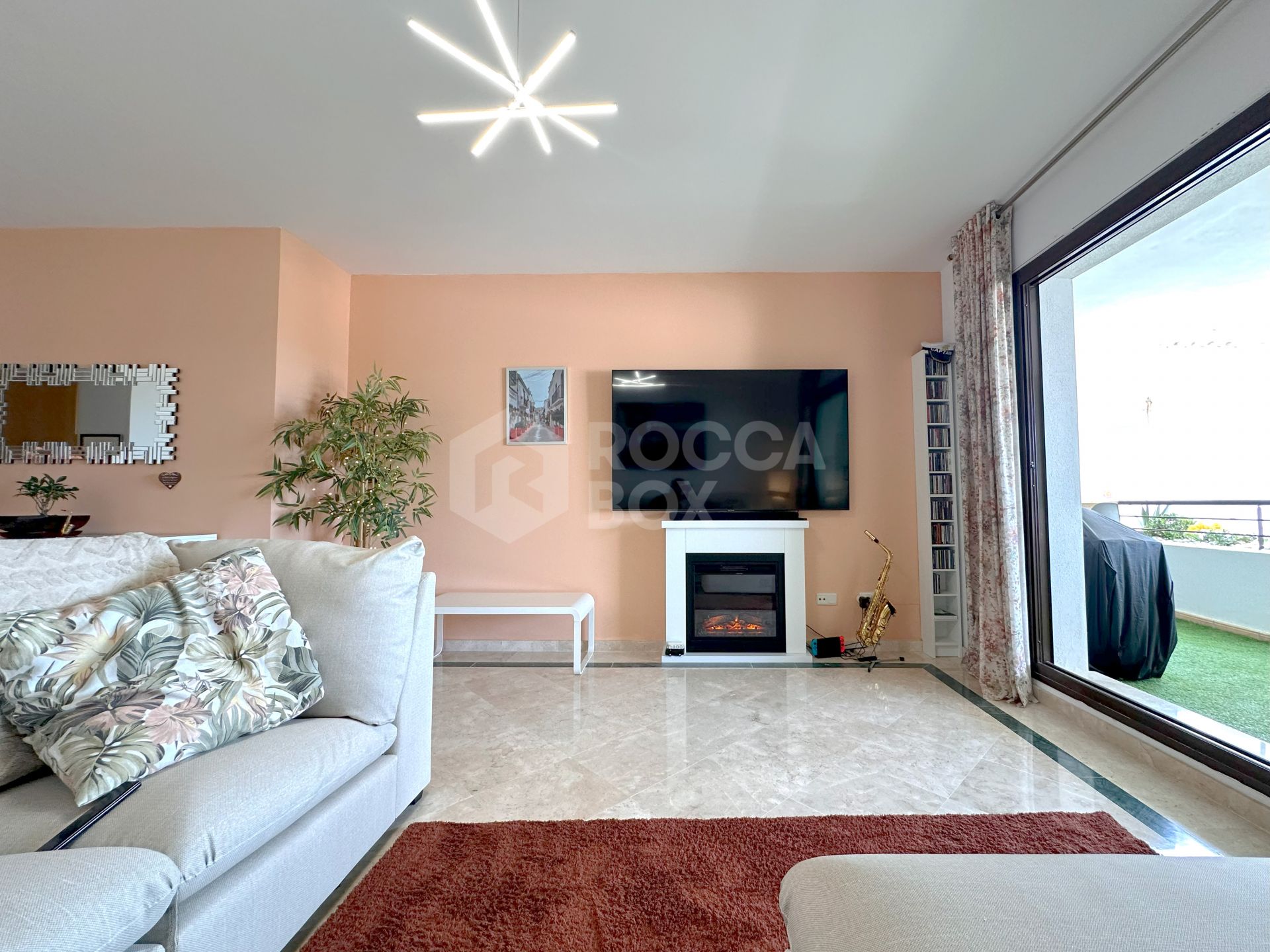 Amazing spacious with amazing views APARTMENT in Casares Golf.