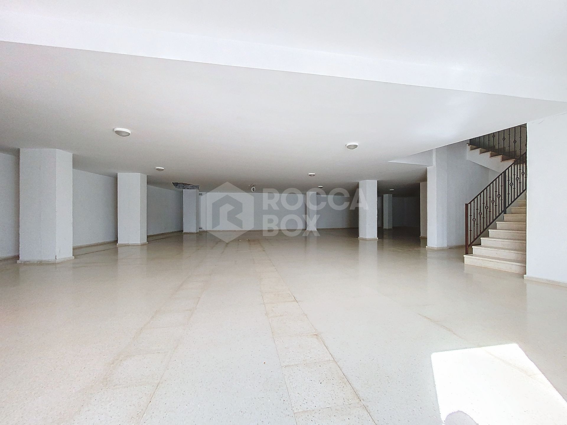 Fantastic 2 bedroom apartment with 36 m2 terrace in Azata Golf!