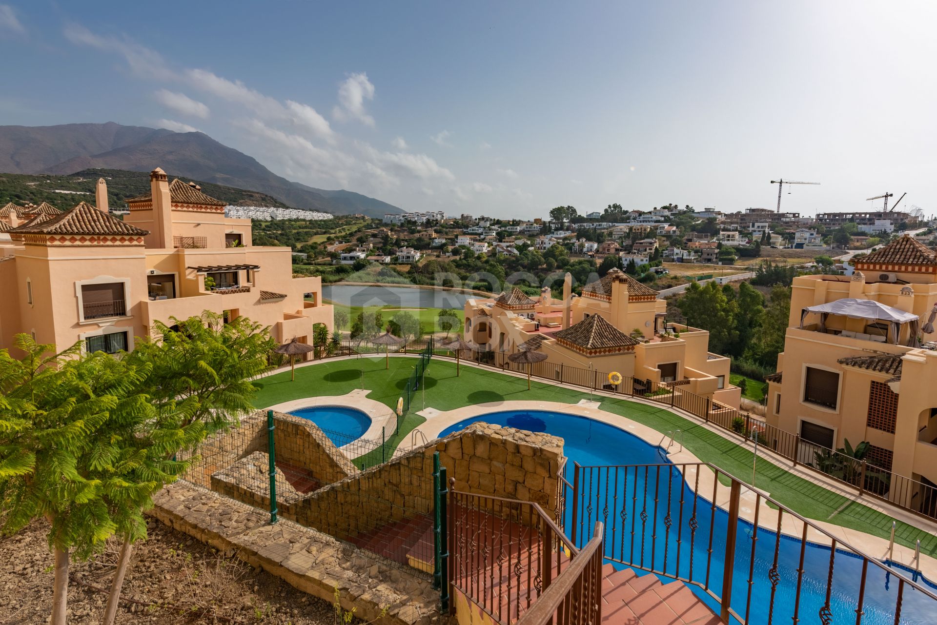 Fantastic 2 bedroom apartment with 36 m2 terrace in Azata Golf!