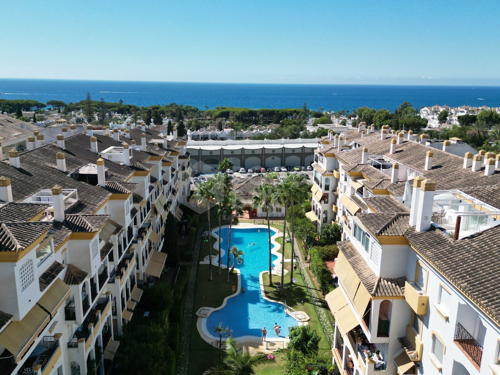 Elegant Ground Floor Apartment in Costa Nagueles I, Marbella