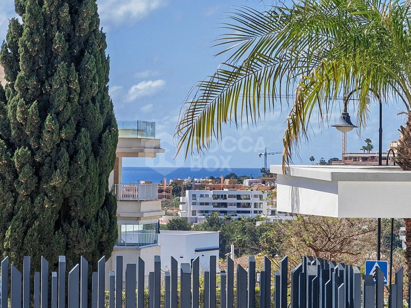 Luxury Villa in Cala de Mijas: A Coastal Paradise