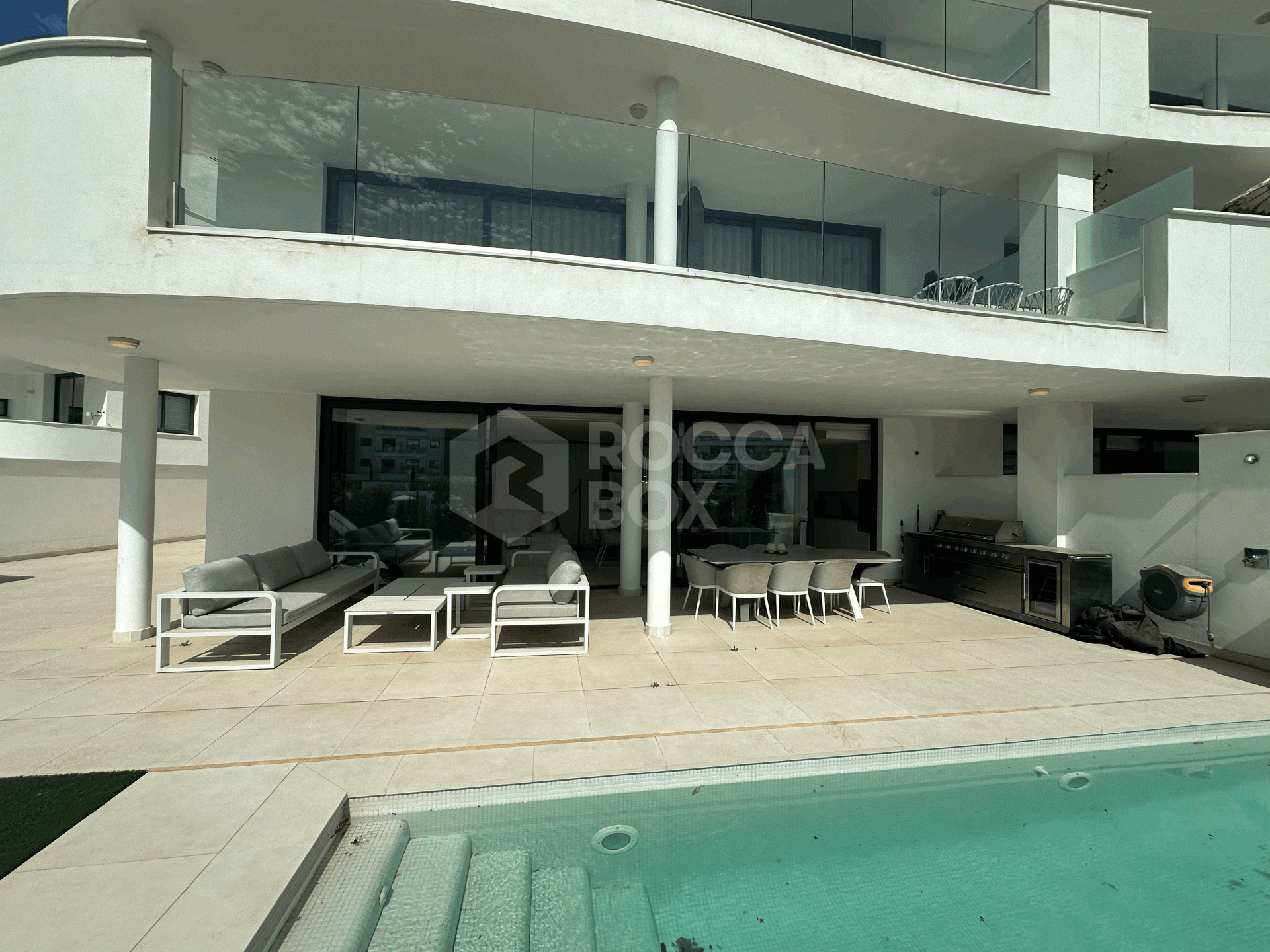 Ground Floor Apartment for sale in El Higueron, Fuengirola