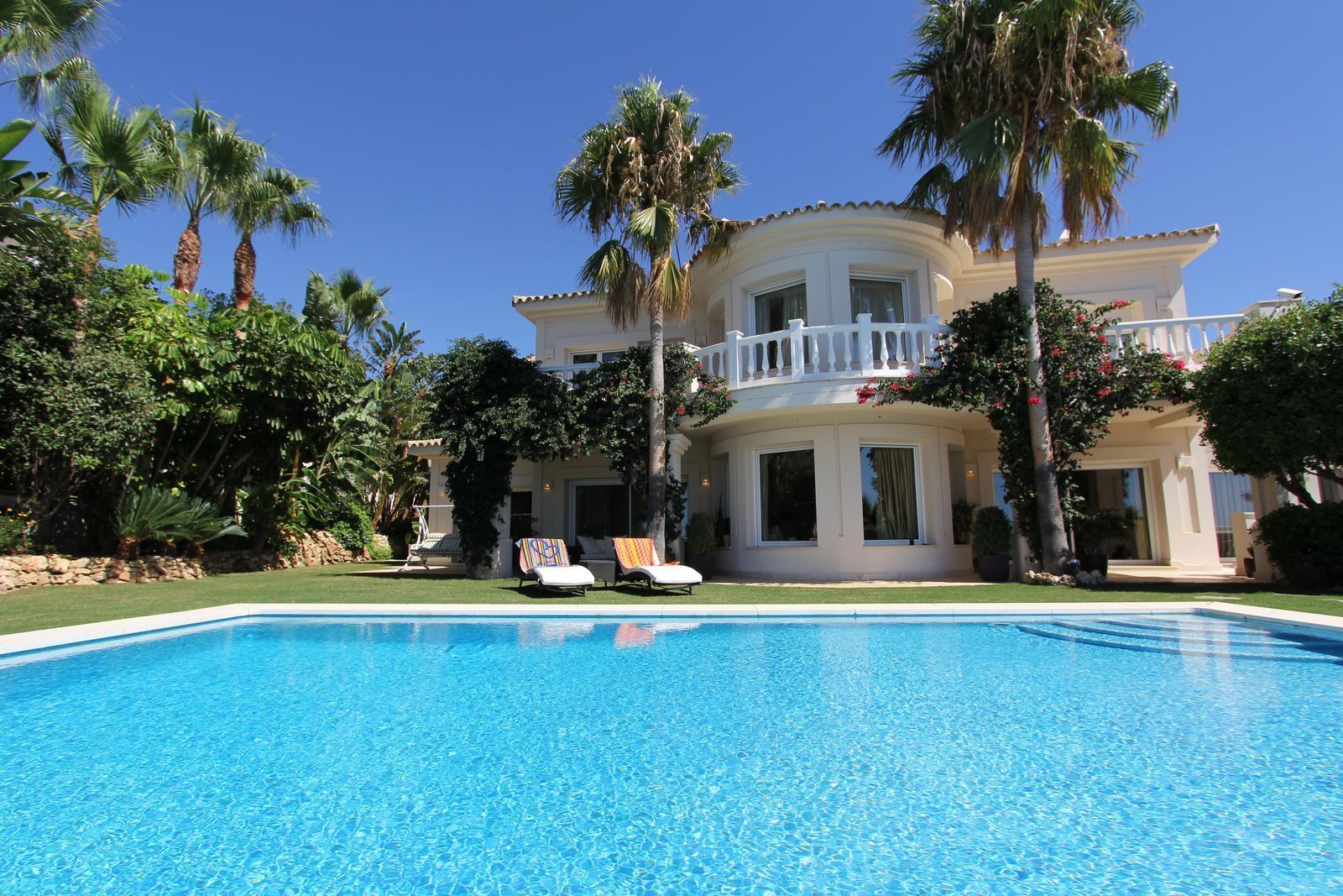 Villa in Los Altos de los Monteros, Marbella