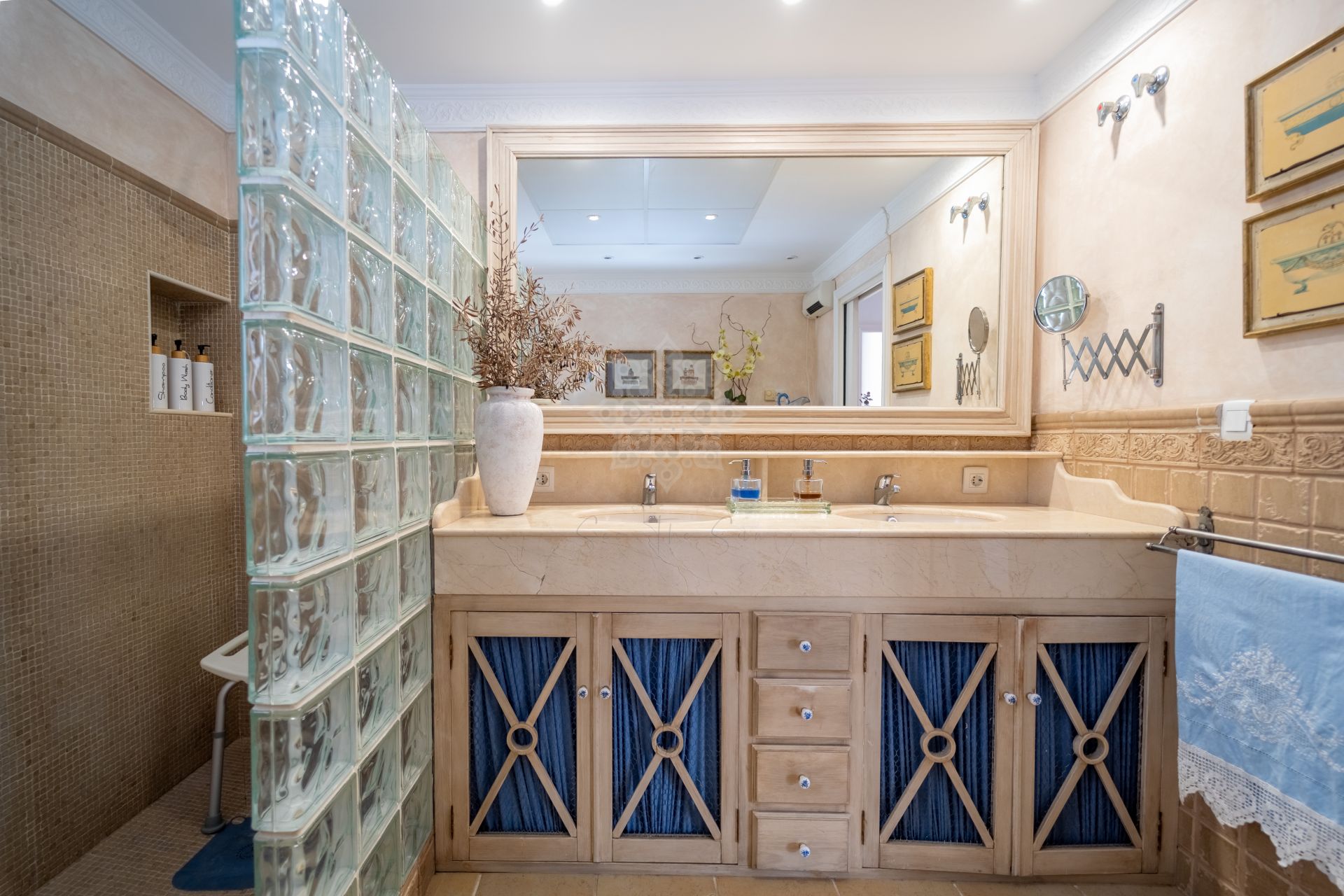Villa in Sierrezuela, Mijas Costa