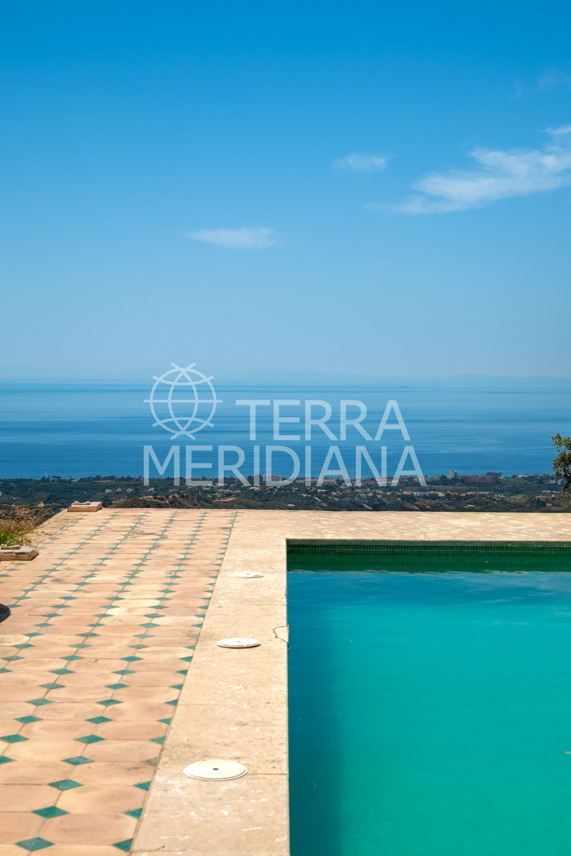 Villa in La Mairena, Marbella