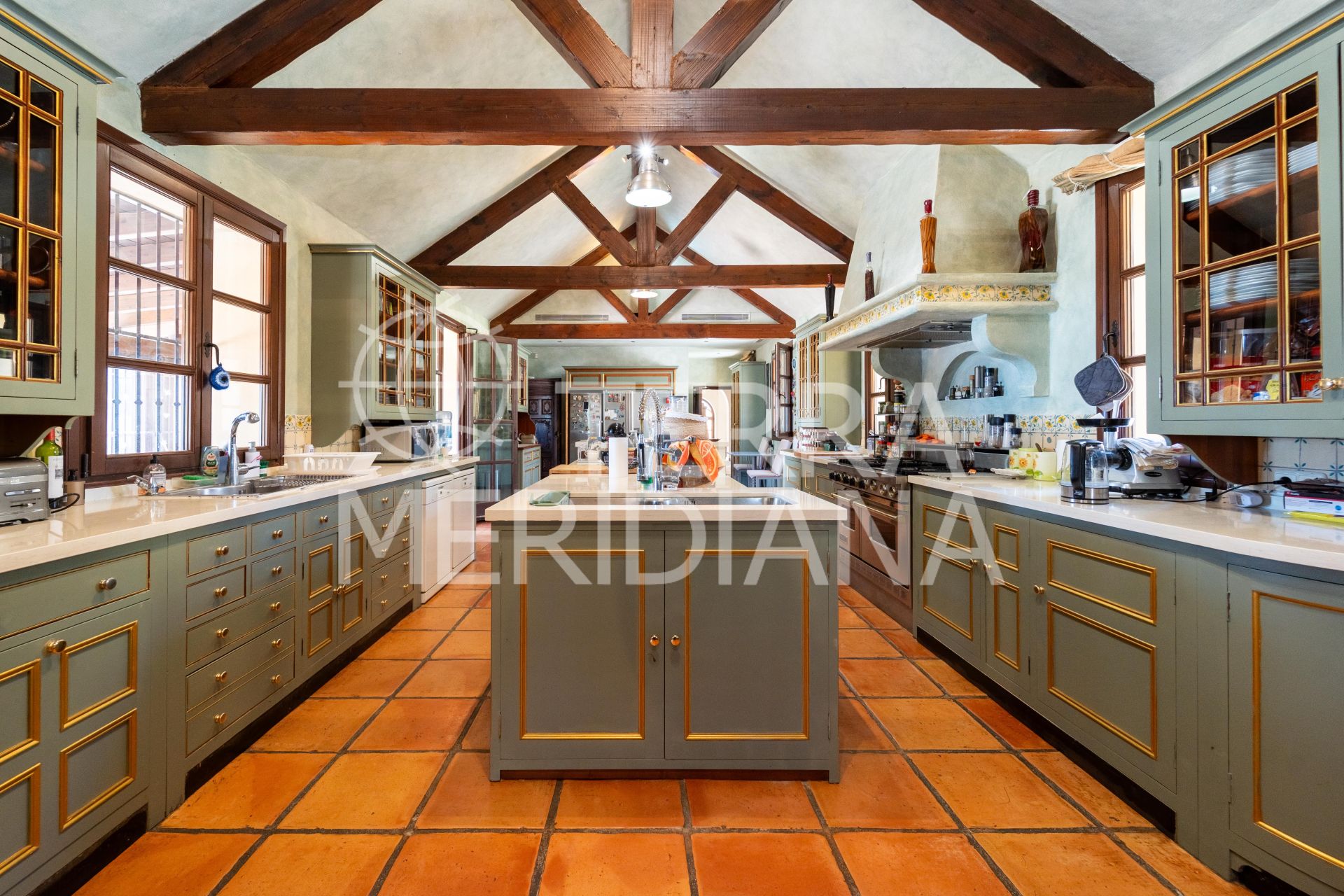 Villa in La Mairena, Marbella