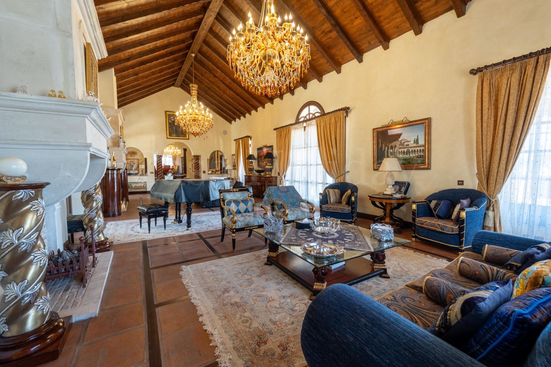 Villa en La Mairena, Marbella