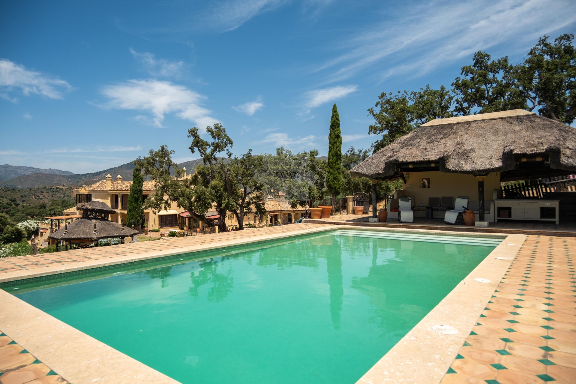 Villa en La Mairena, Marbella