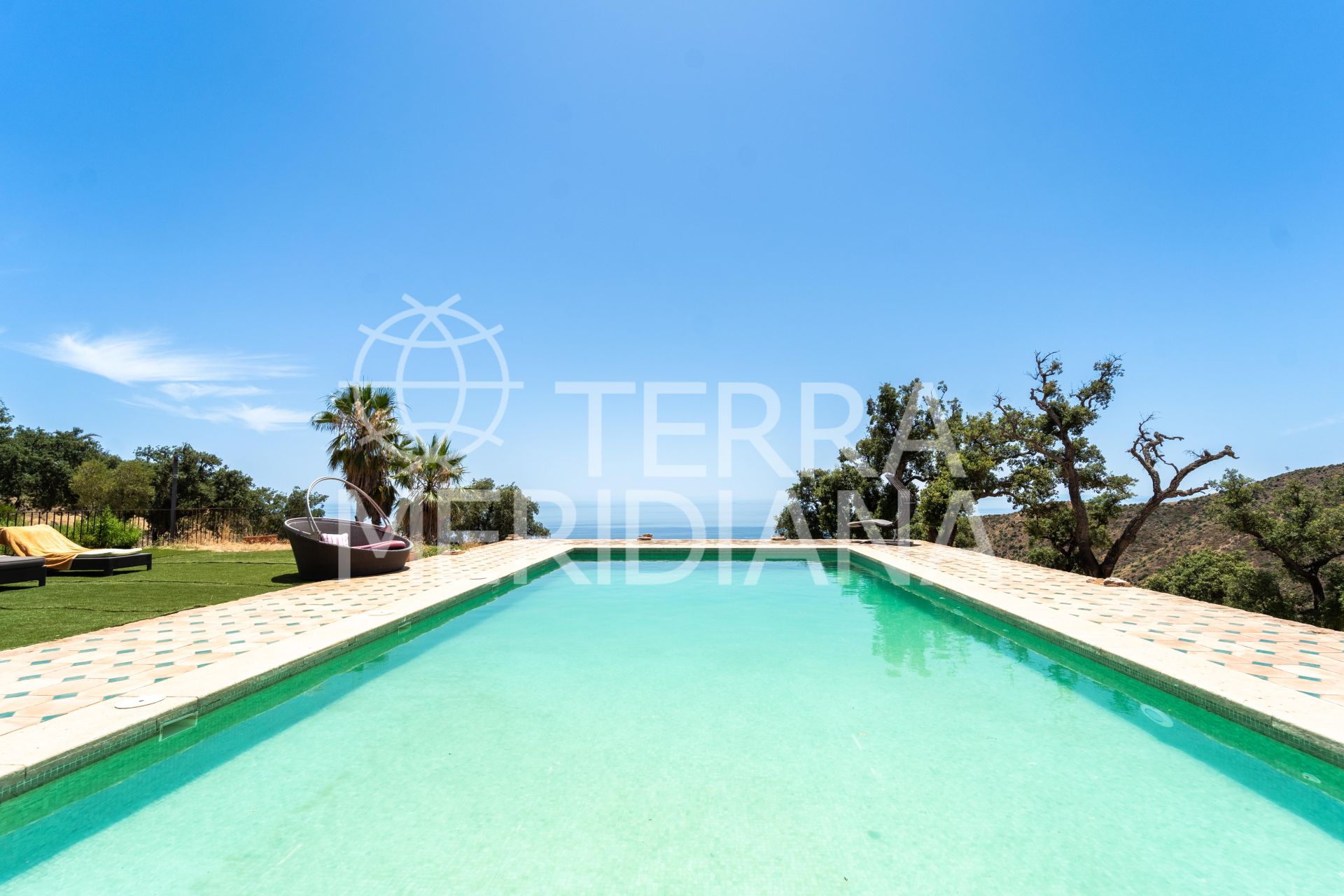 Villa in La Mairena, Marbella
