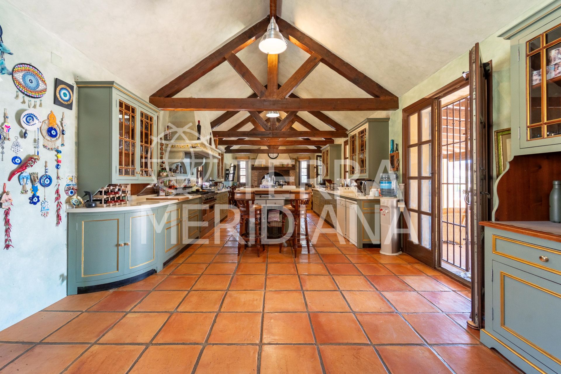 Villa in La Mairena, Marbella