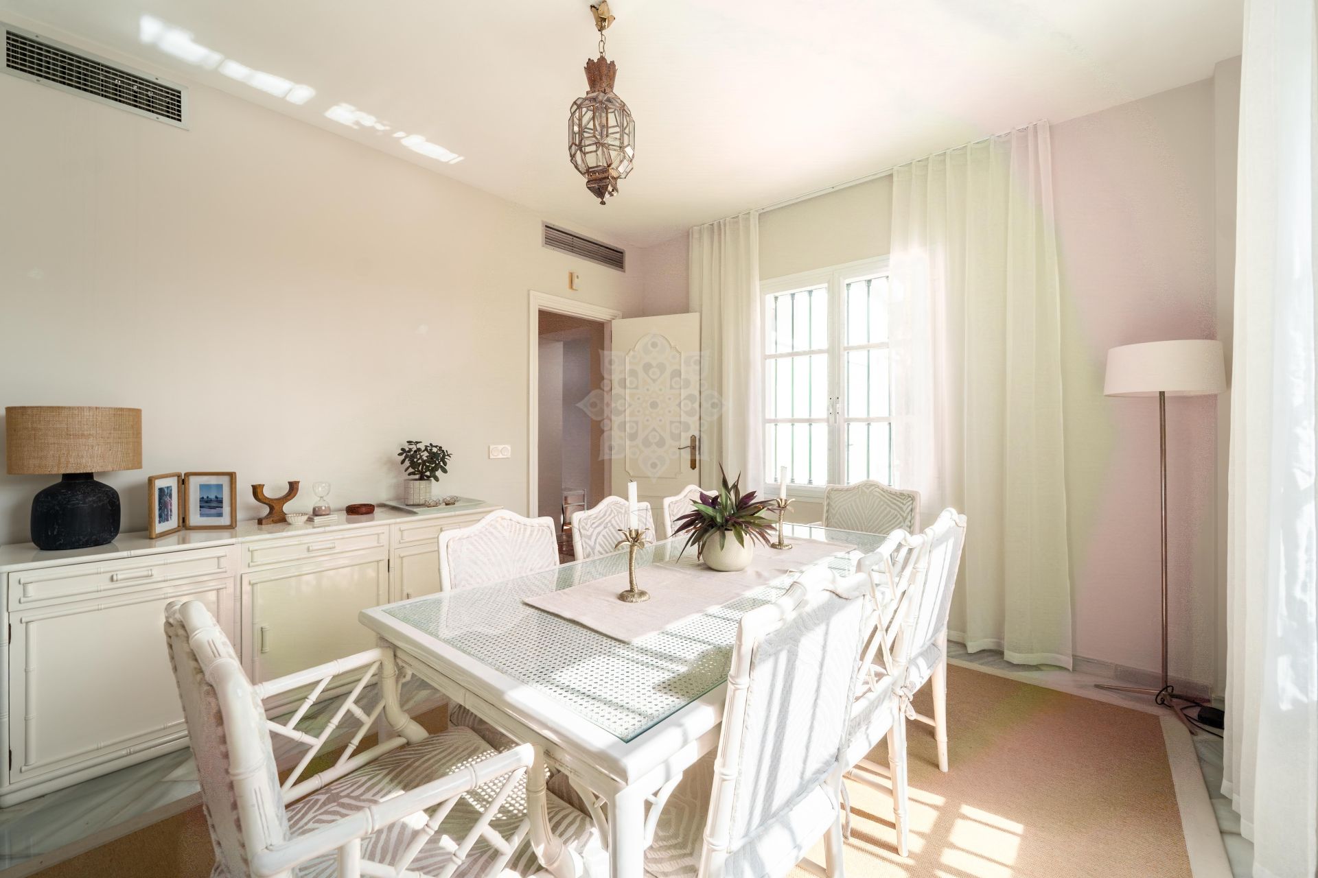 Villa in Elviria, Marbella