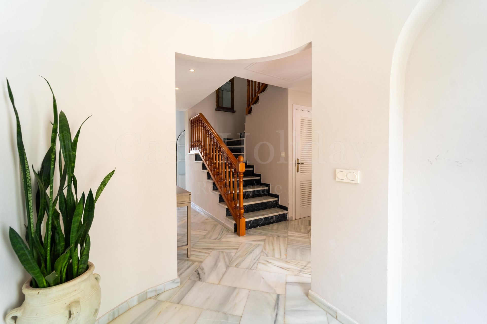 Villa in Elviria, Marbella