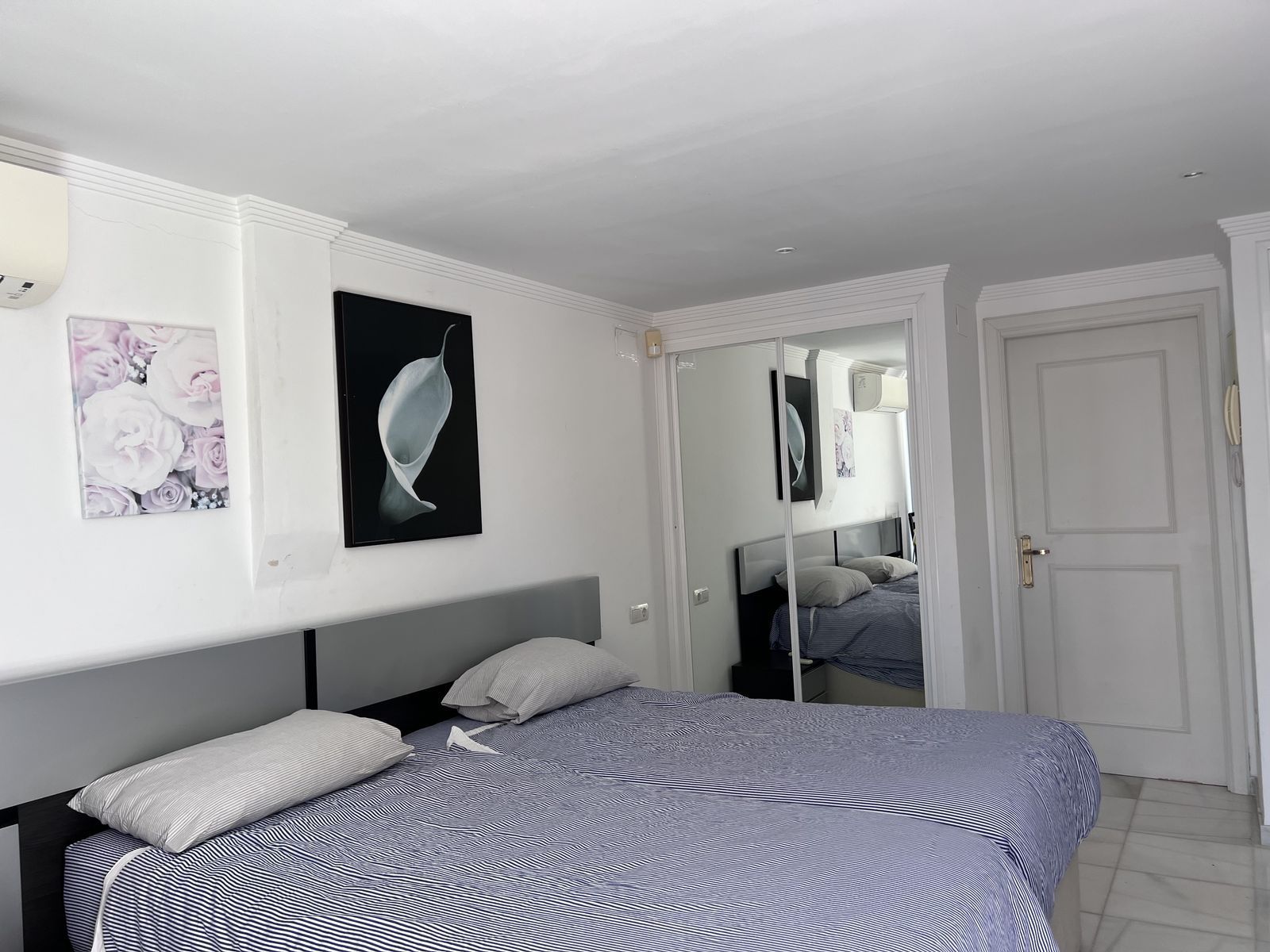 Villa in Bahia de Marbella, Marbella