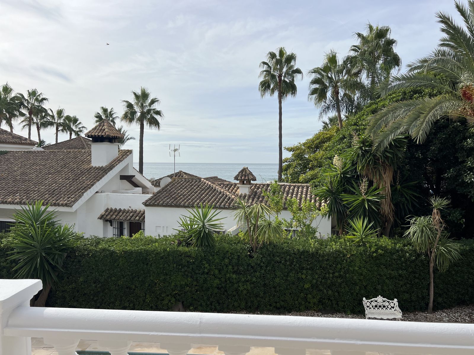 Villa in Bahia de Marbella, Marbella