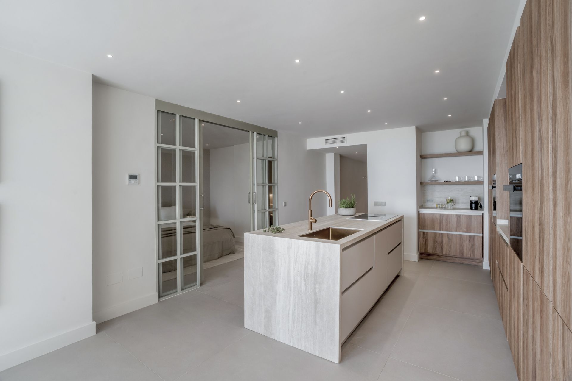 Ground Floor Apartment in Nueva Andalucia, Marbella