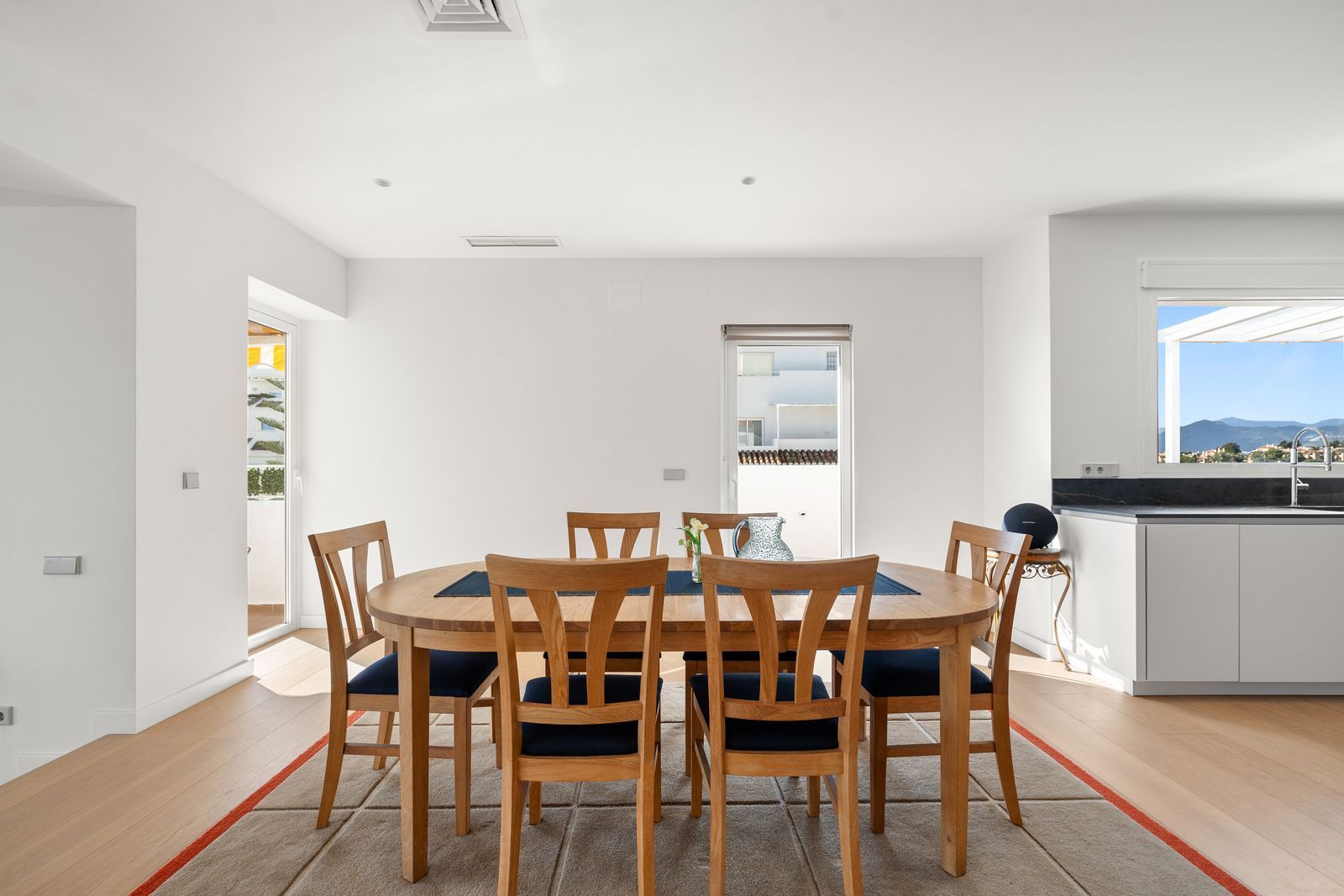 Apartment in Nueva Andalucia, Marbella