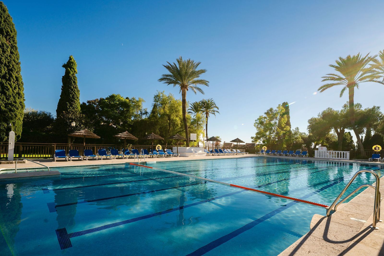 Apartment in Nueva Andalucia, Marbella