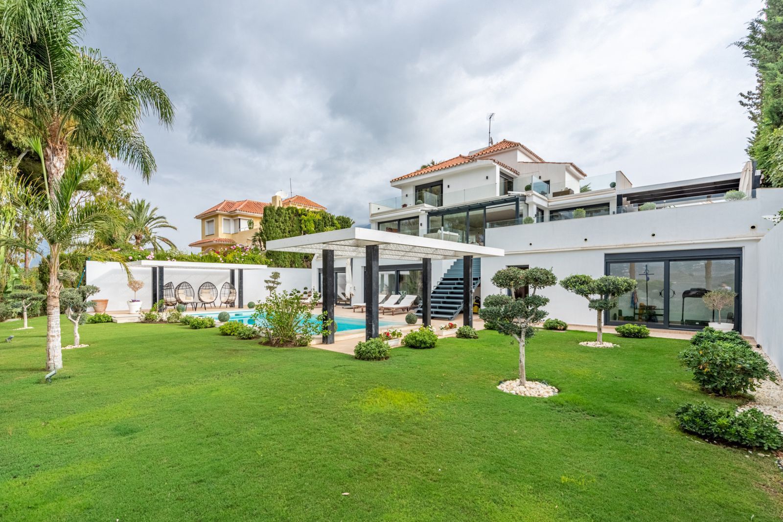 Villa in Nueva Andalucia, Marbella