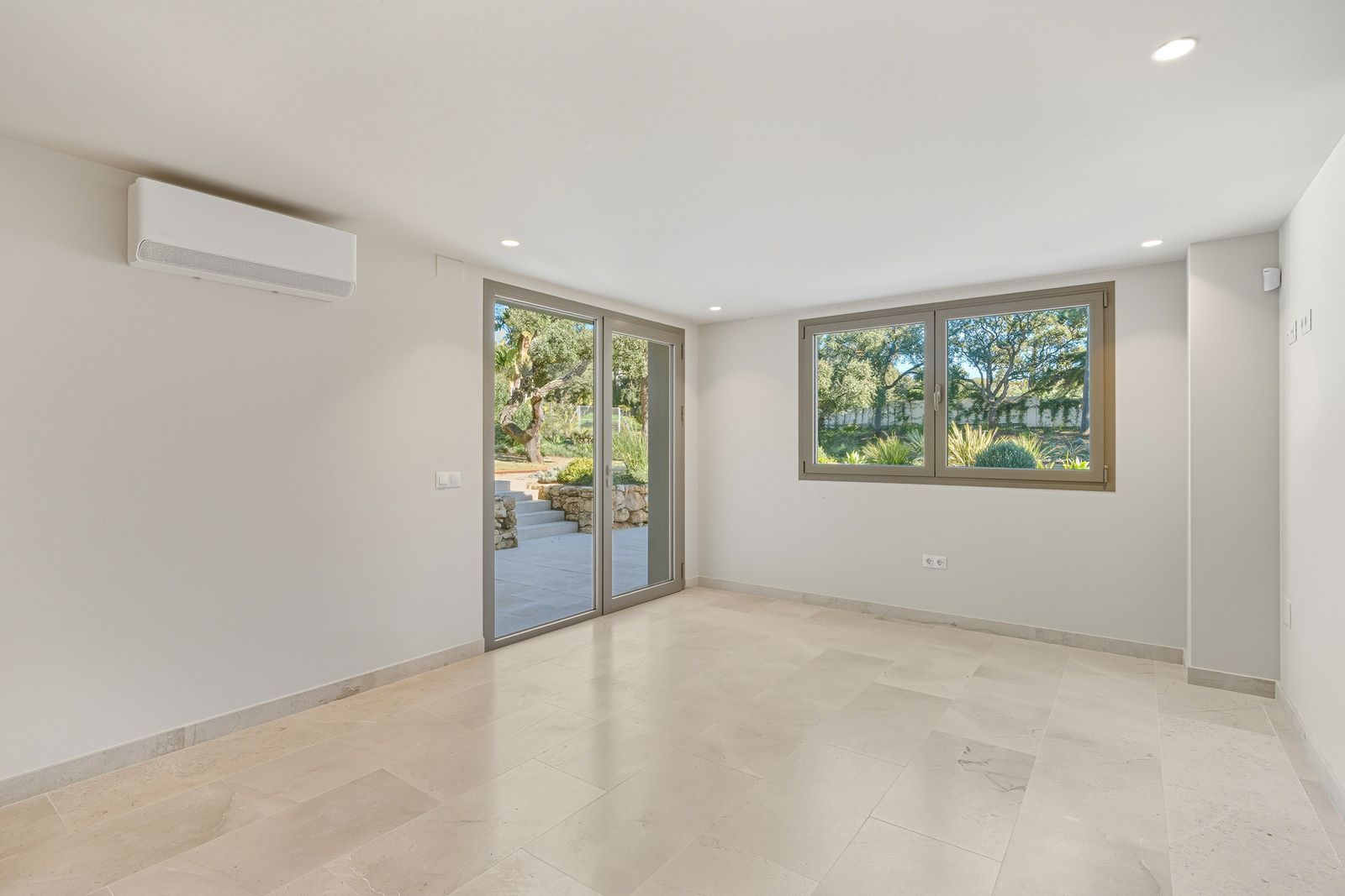 Villa in Hacienda las Chapas, Marbella