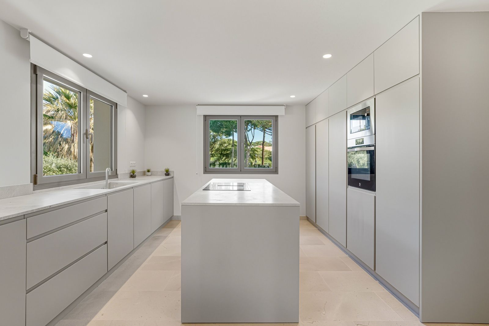 Villa in Hacienda las Chapas, Marbella