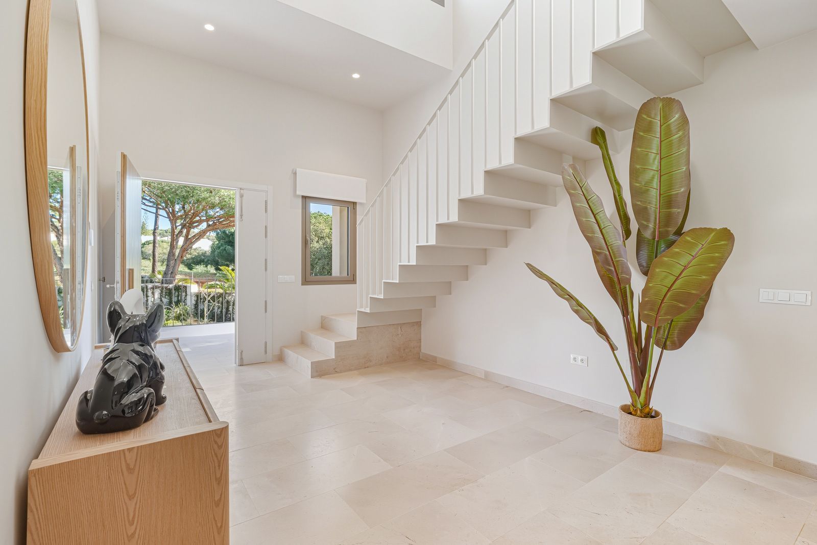 Villa in Hacienda las Chapas, Marbella