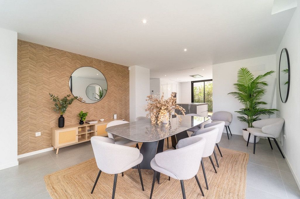 Villa in Estepona East, Estepona