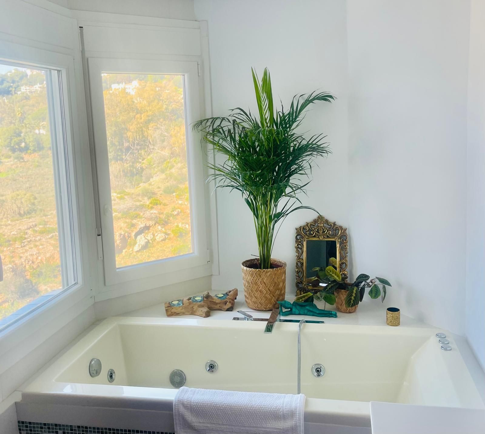 Villa in Valtocado, Mijas