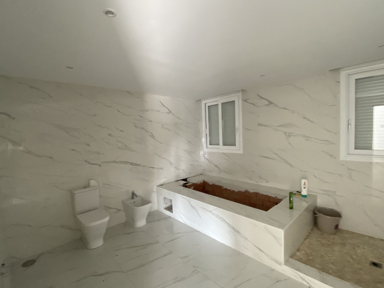 Villa in El Paraiso, Estepona