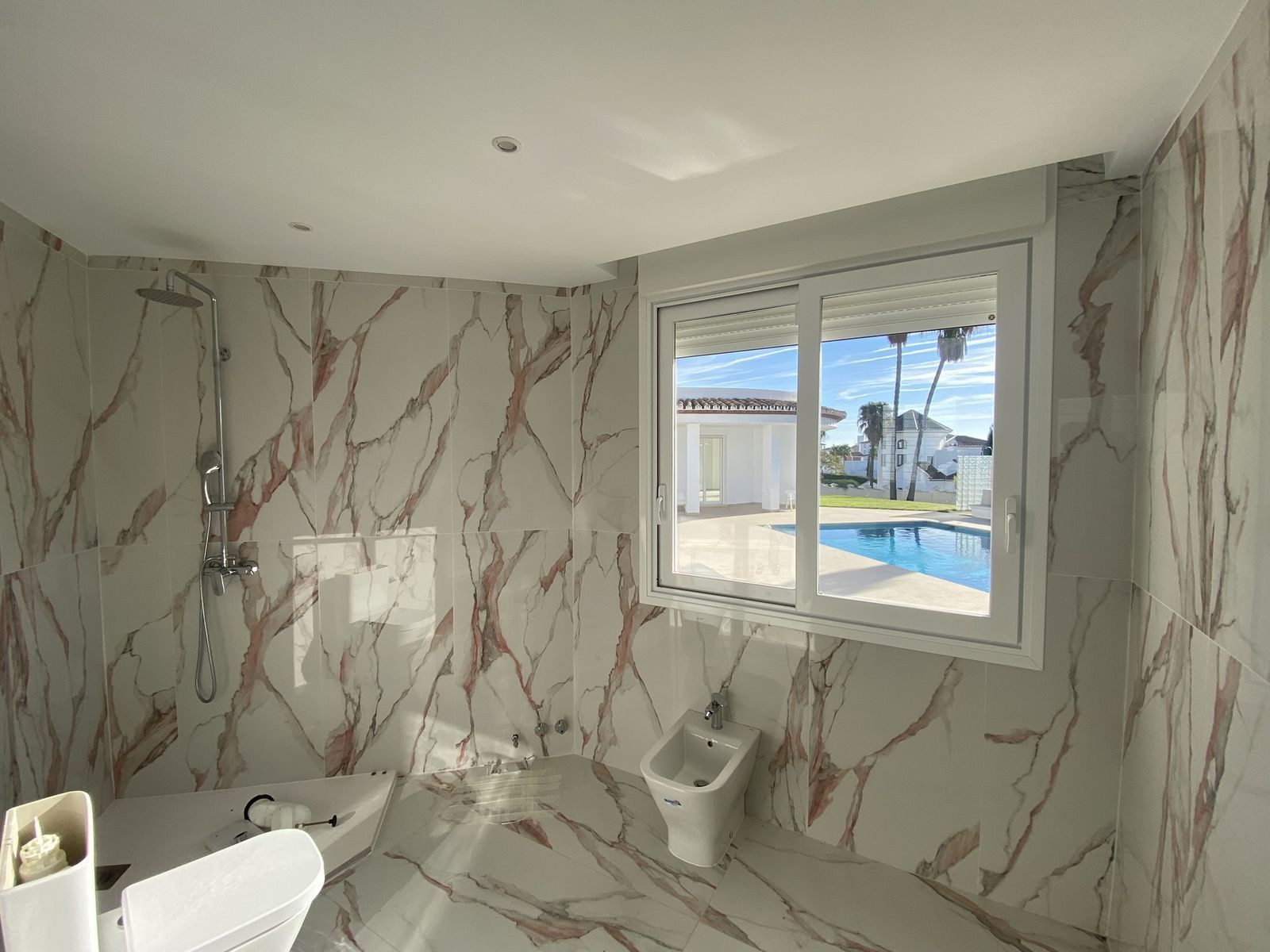 Villa in El Paraiso, Estepona