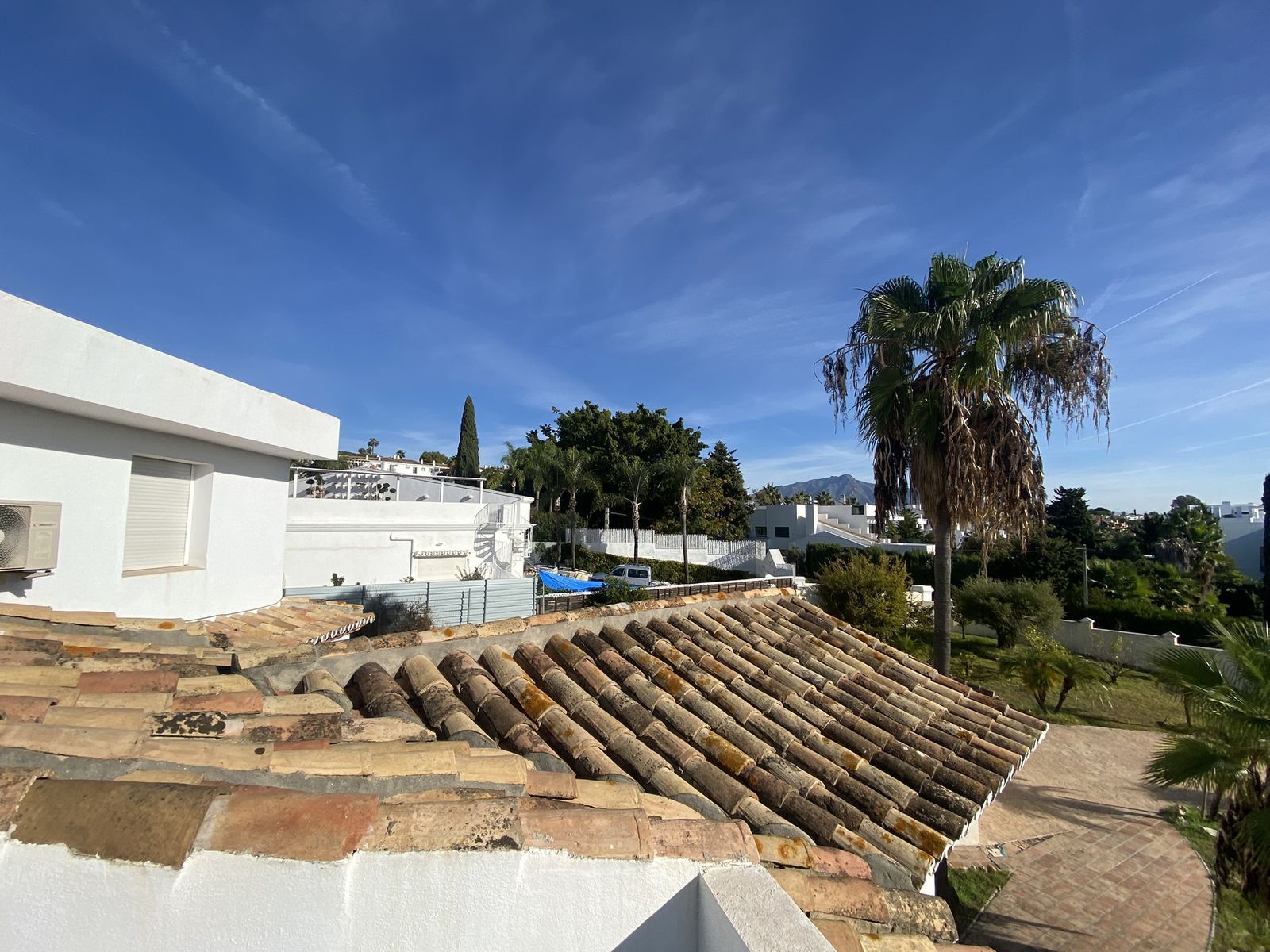 Villa in El Paraiso, Estepona