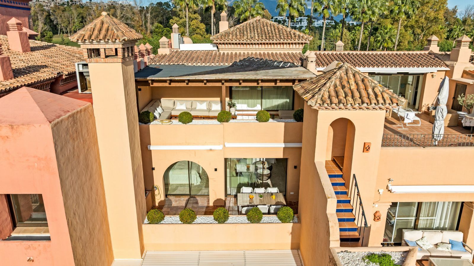 Duplex Penthouse in Benahavis