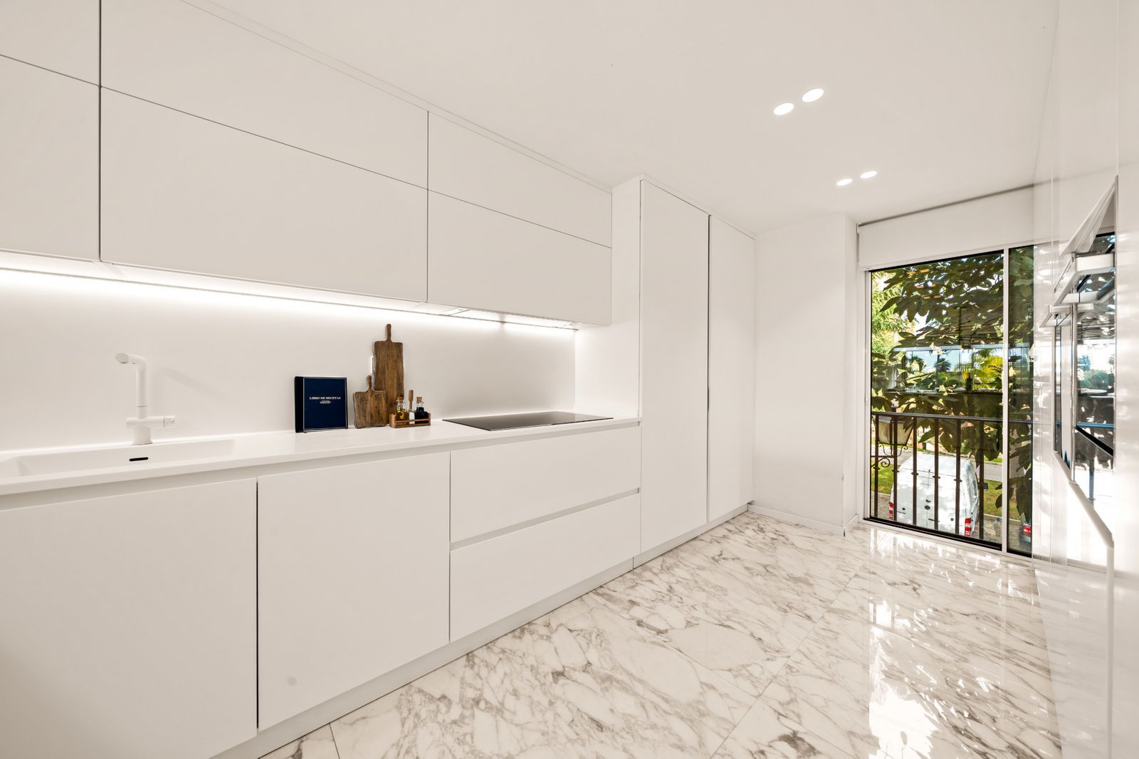 Duplex Penthouse in Benahavis