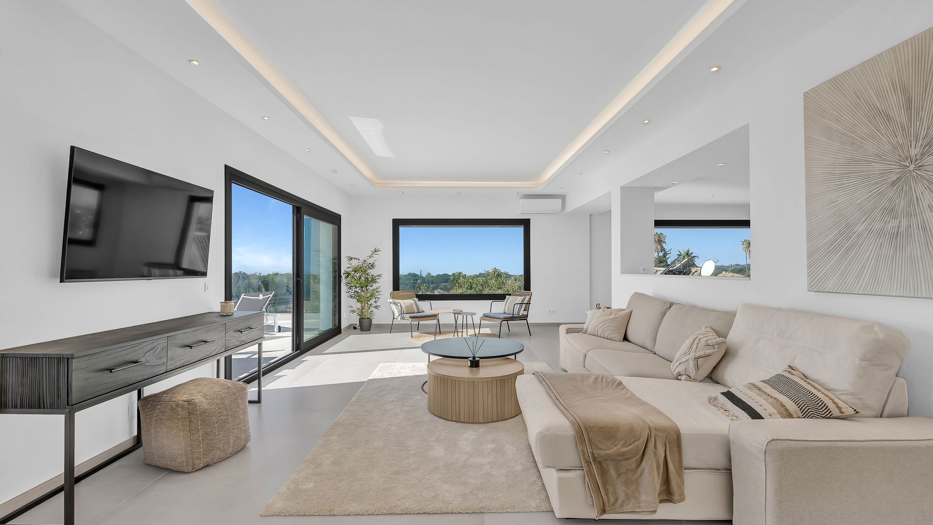 Villa in Marbella East, Marbella