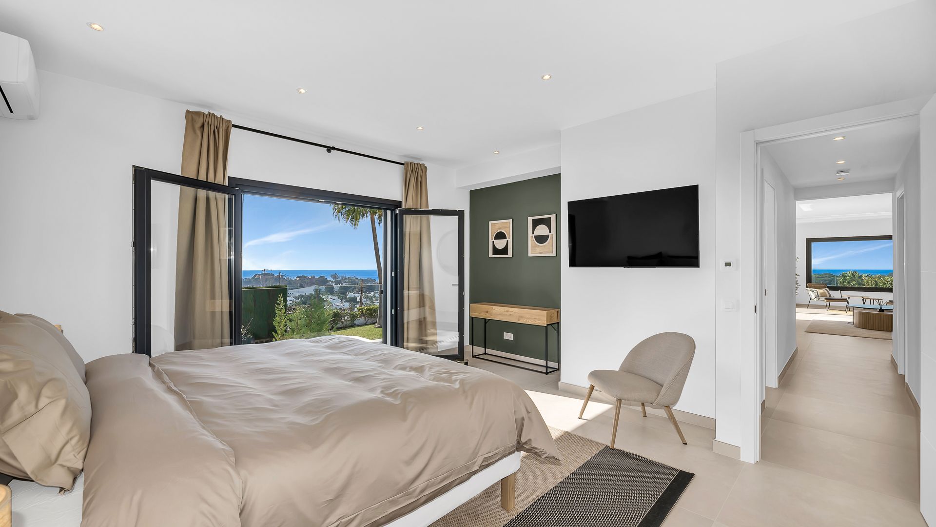 Villa in Marbella East, Marbella