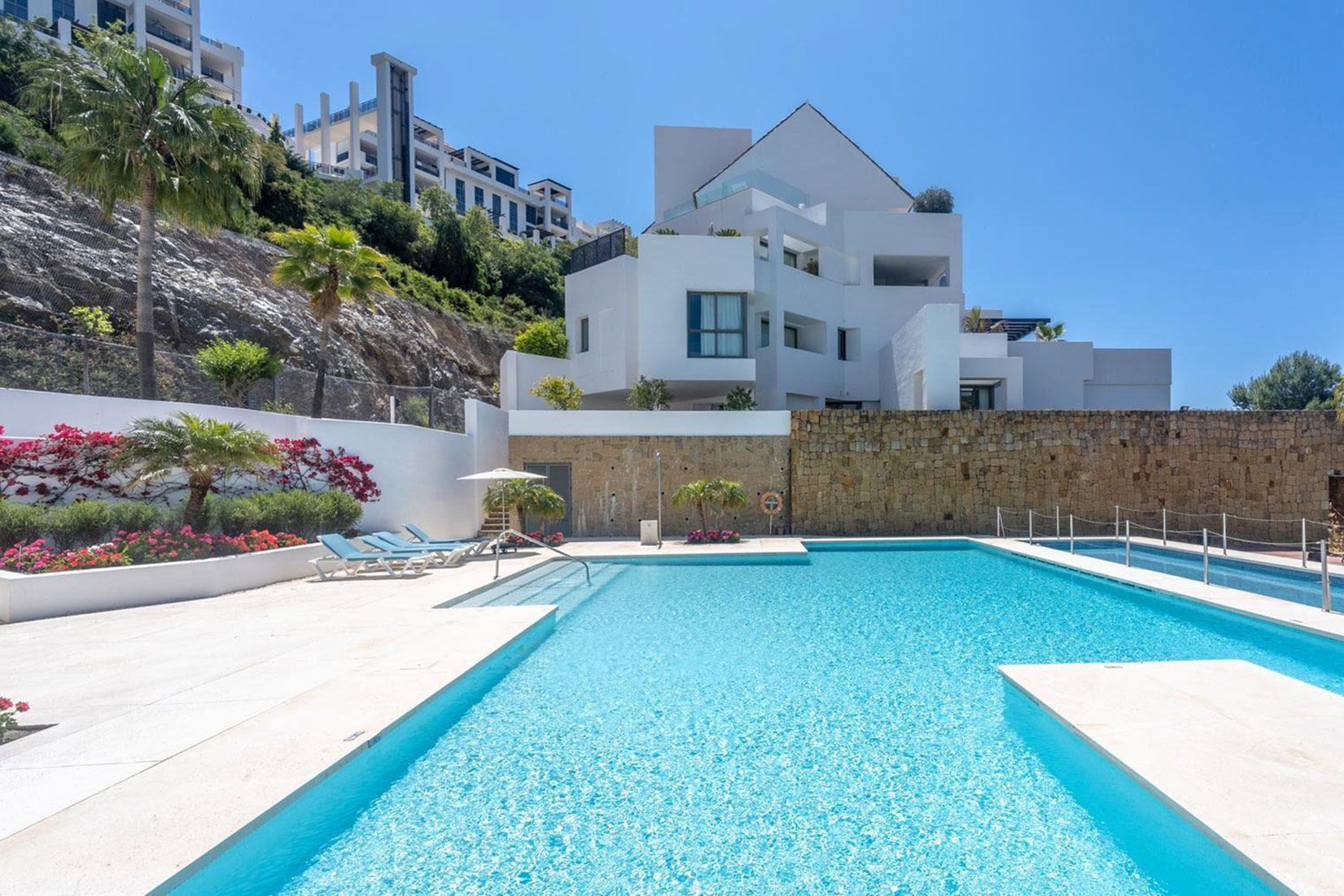 Duplex Penthouse in Benahavis