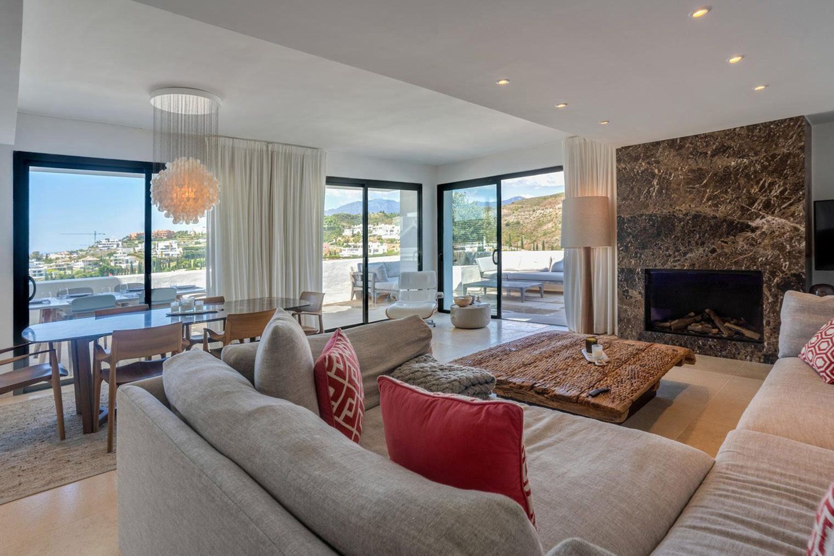 Duplex Penthouse in Benahavis
