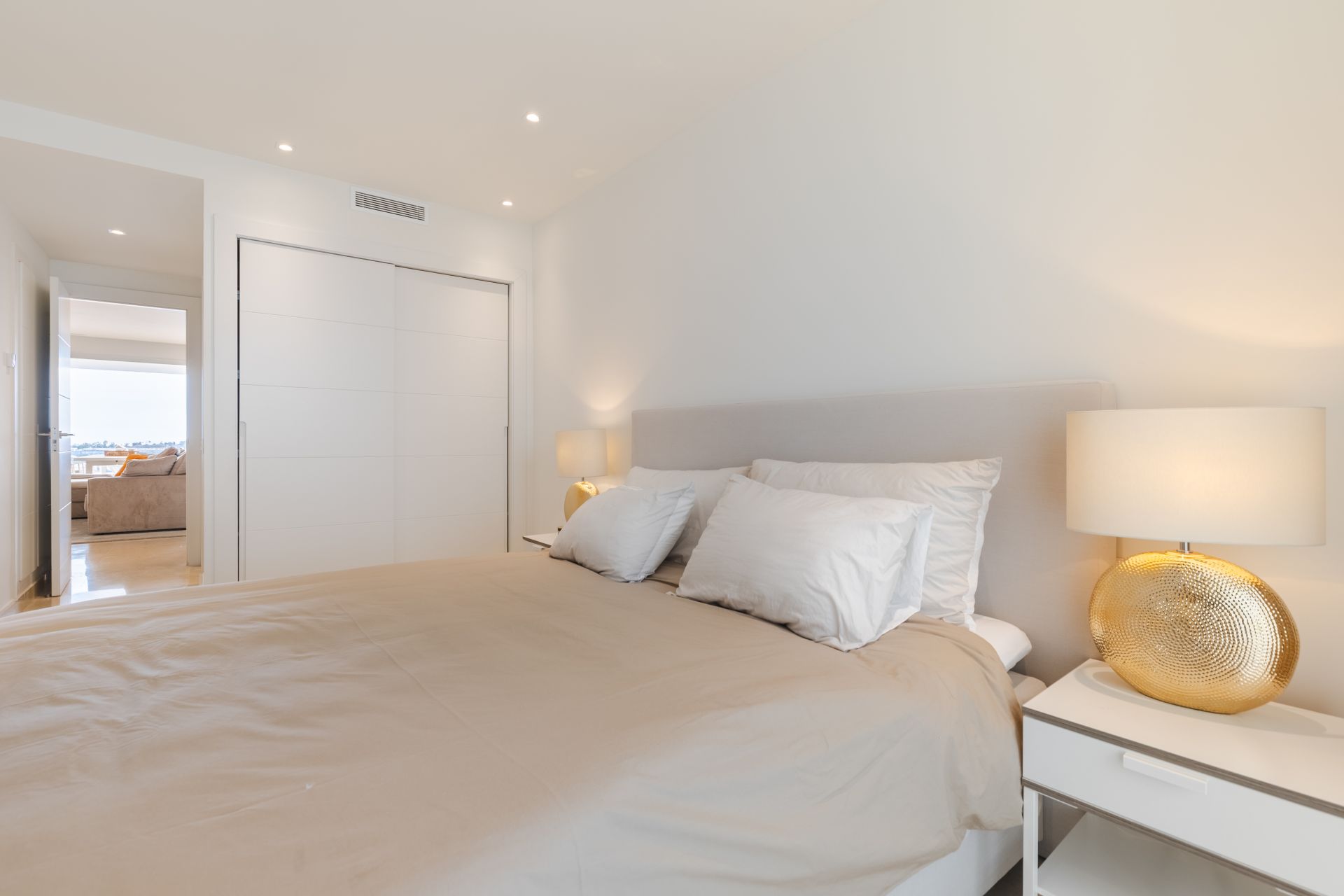 Apartment in Nueva Andalucia, Marbella