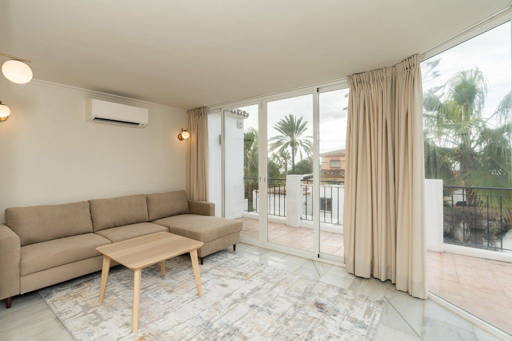 Villa in Marbesa, Marbella