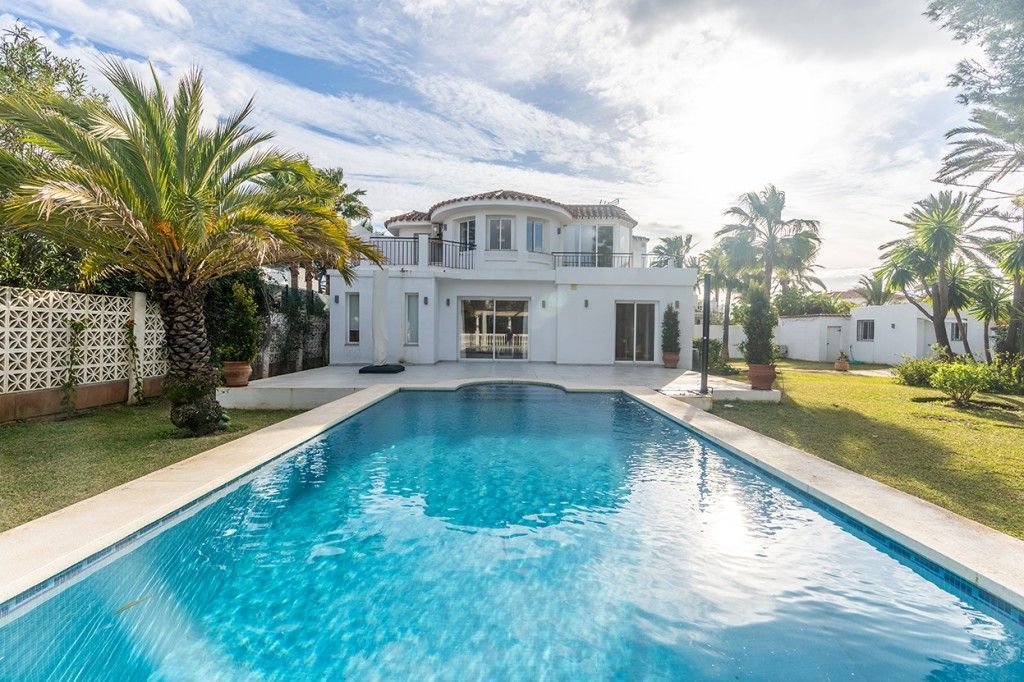 Villa in Marbesa, Marbella