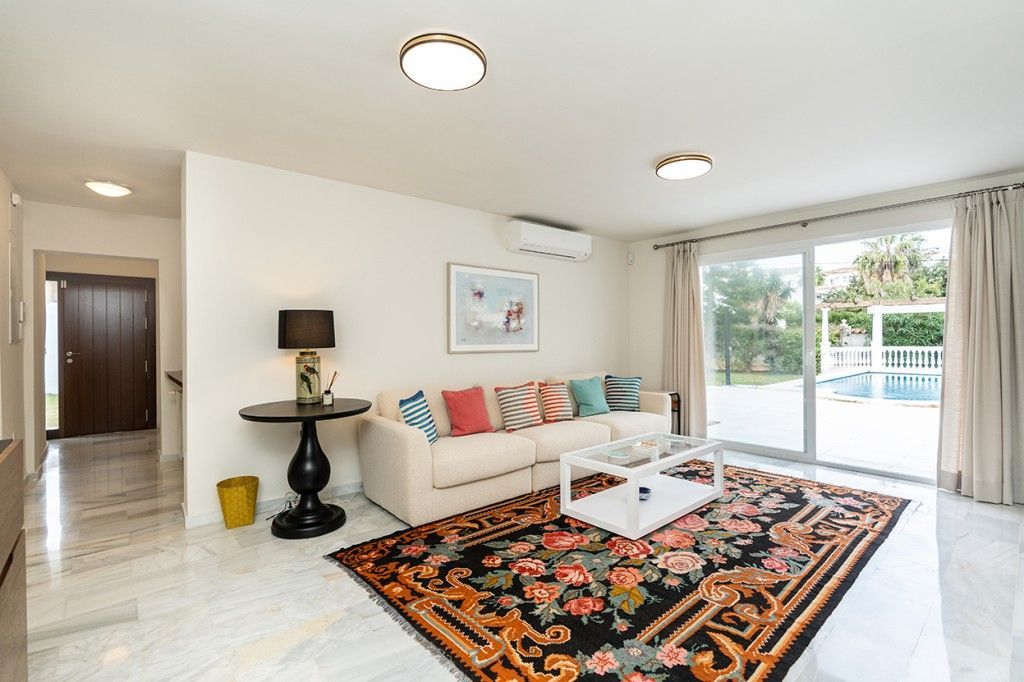 Villa in Marbesa, Marbella