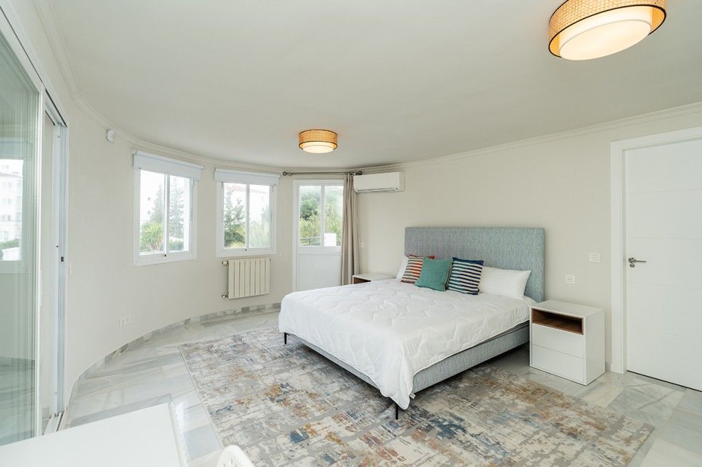 Villa in Marbesa, Marbella