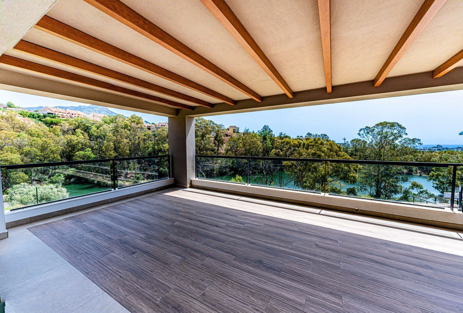 Apartment in Nueva Andalucia, Marbella