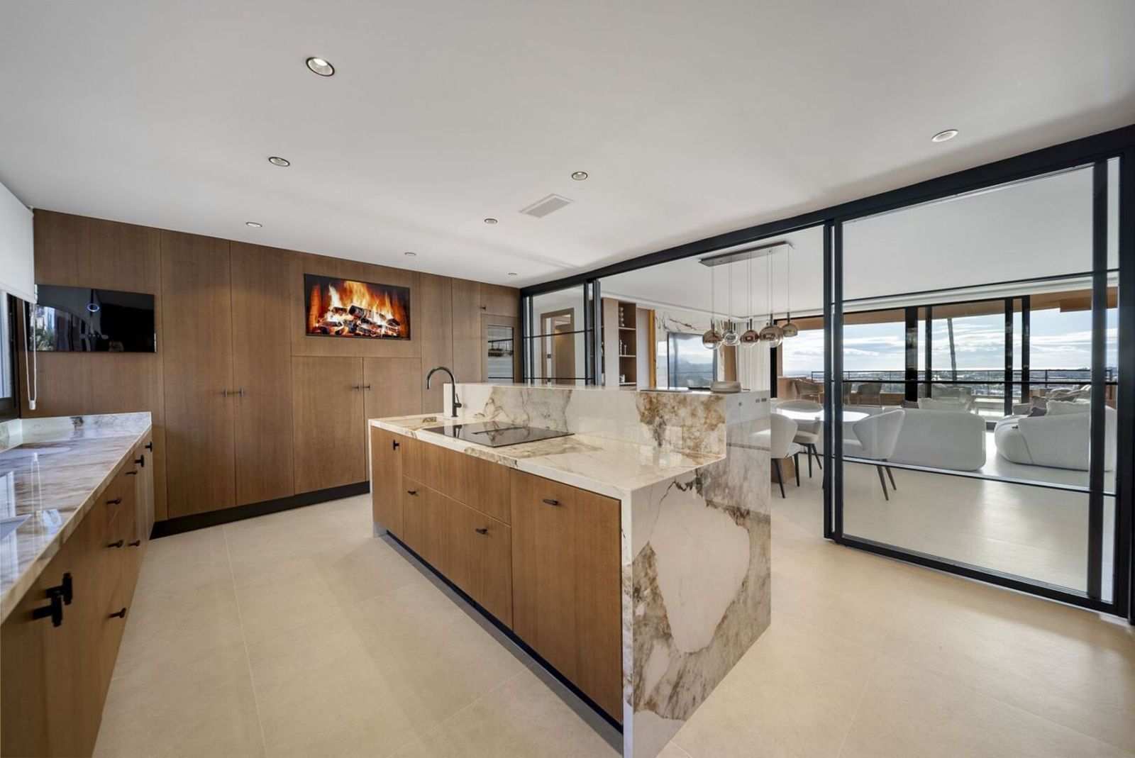 Apartment in Nueva Andalucia, Marbella