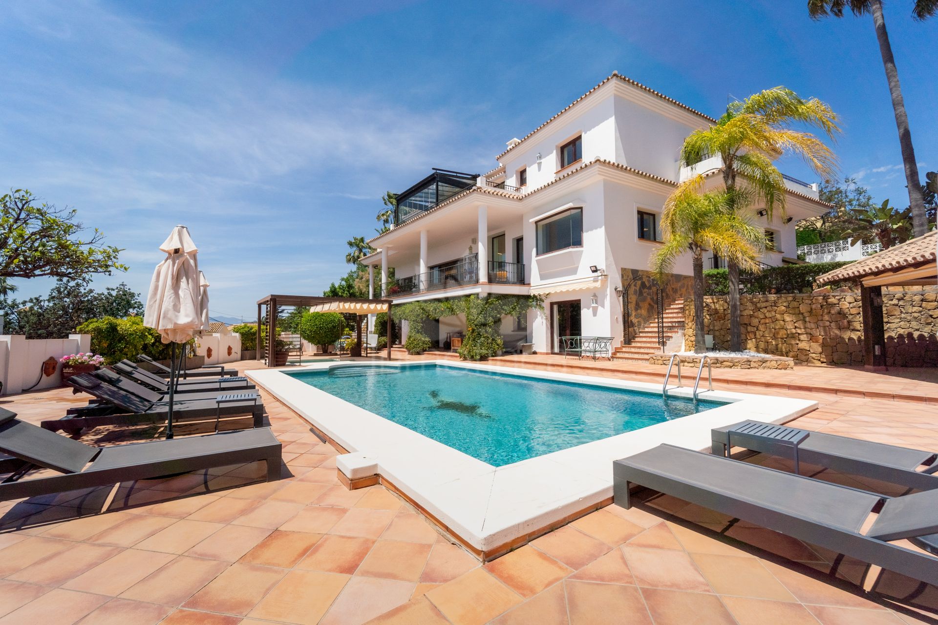 Villa en El Rosario, Marbella