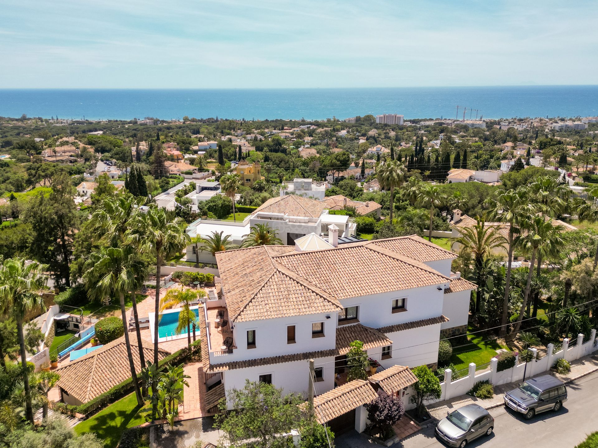 Villa in El Rosario, Marbella