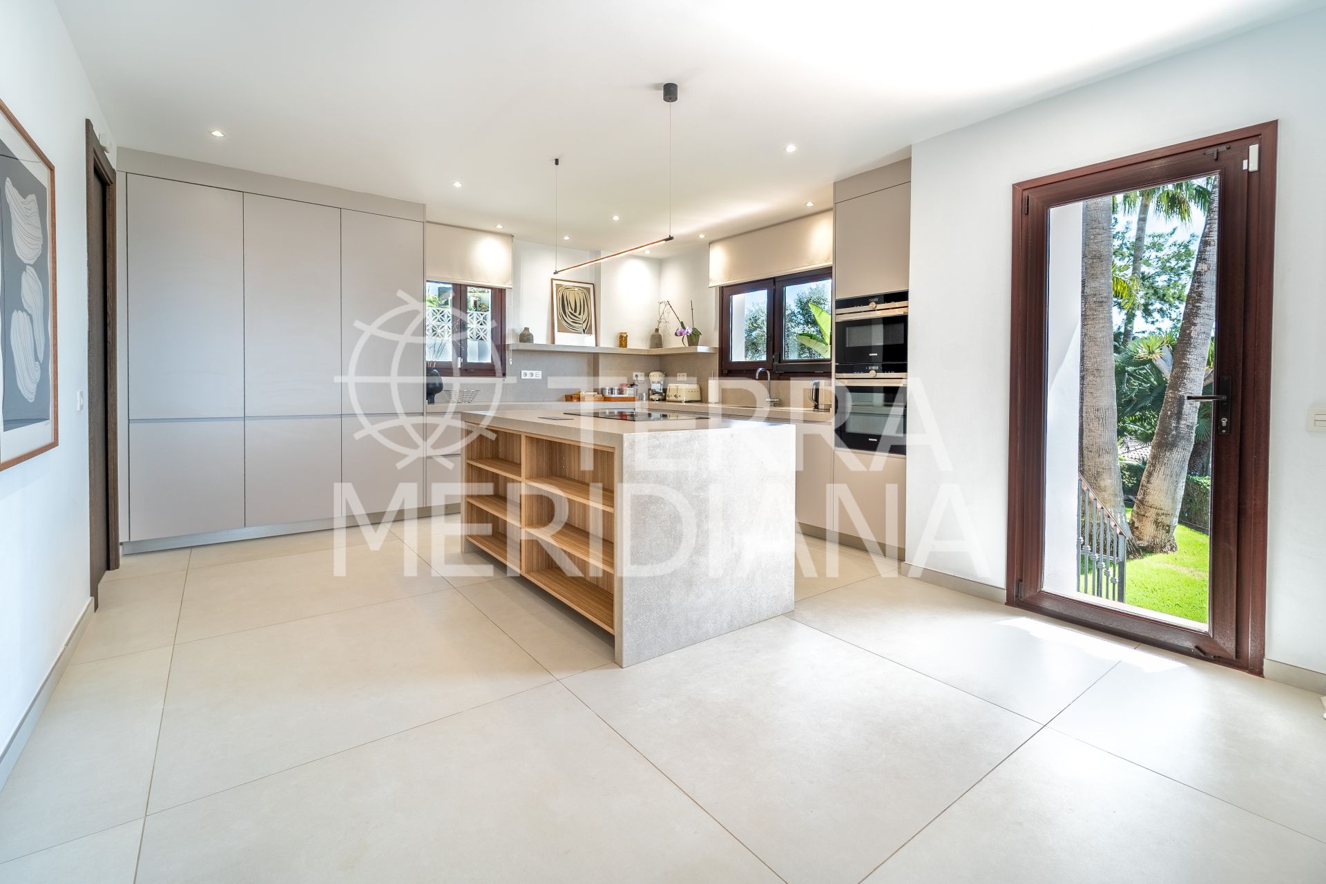 Villa in El Rosario, Marbella
