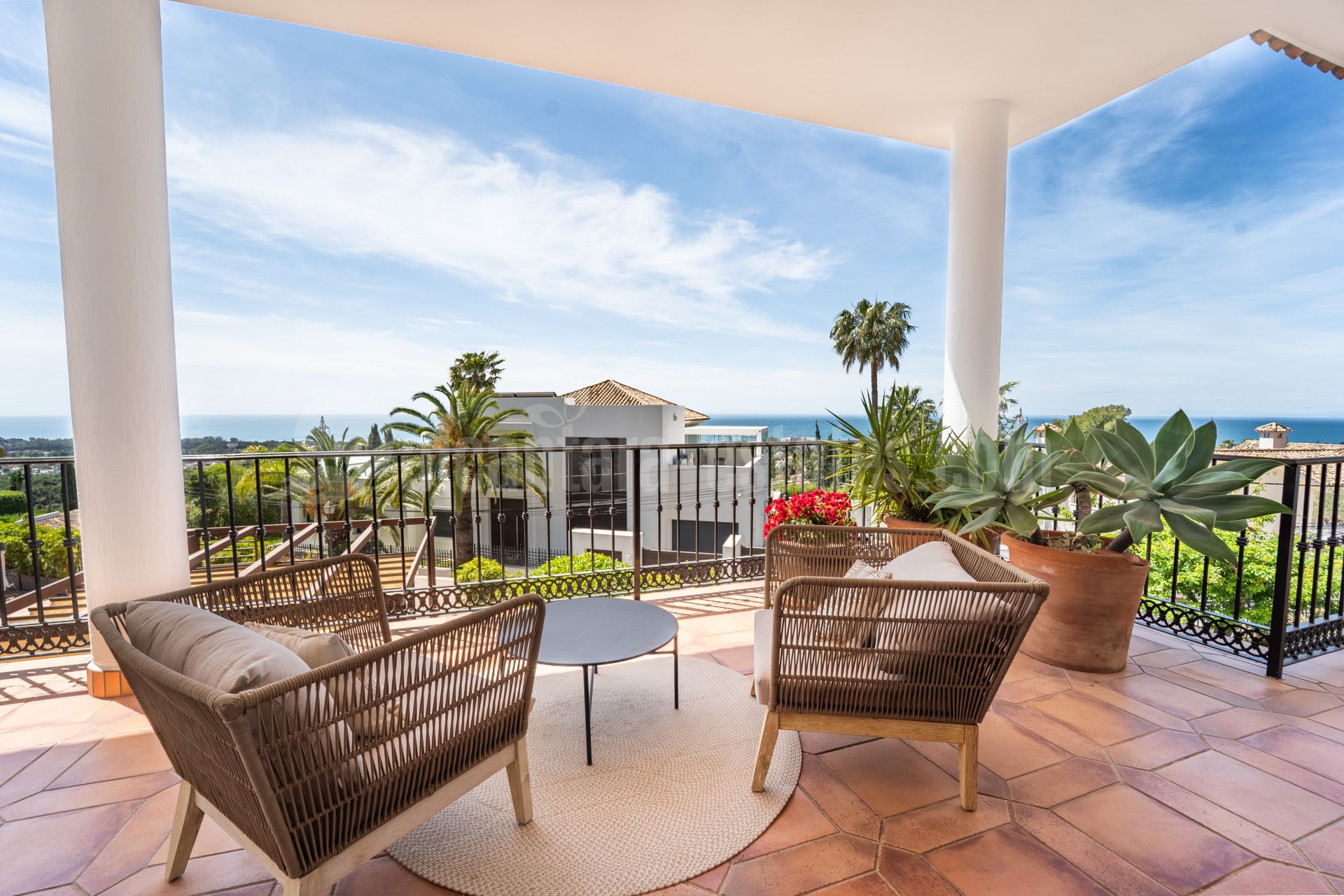 Villa in El Rosario, Marbella