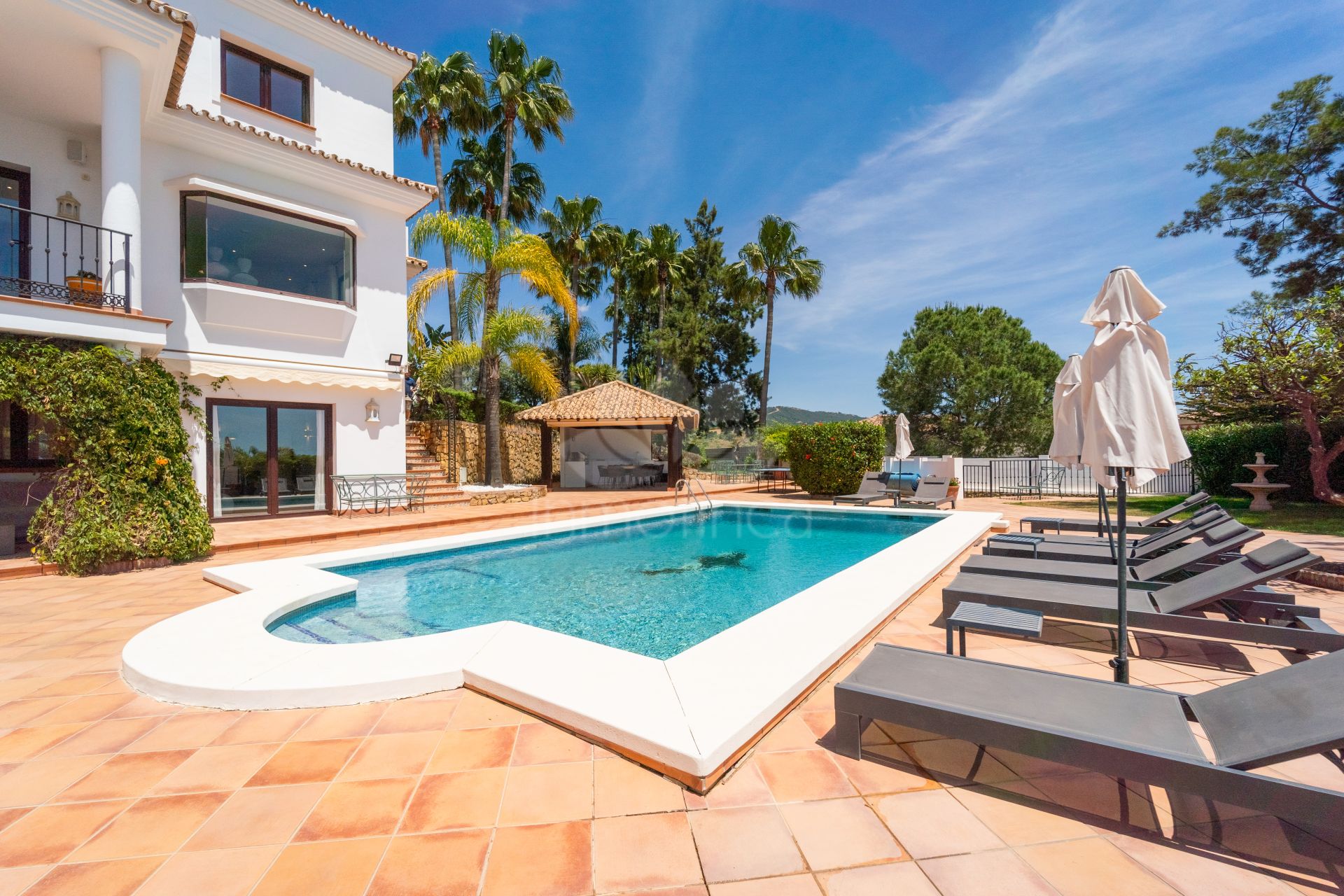 Villa en El Rosario, Marbella