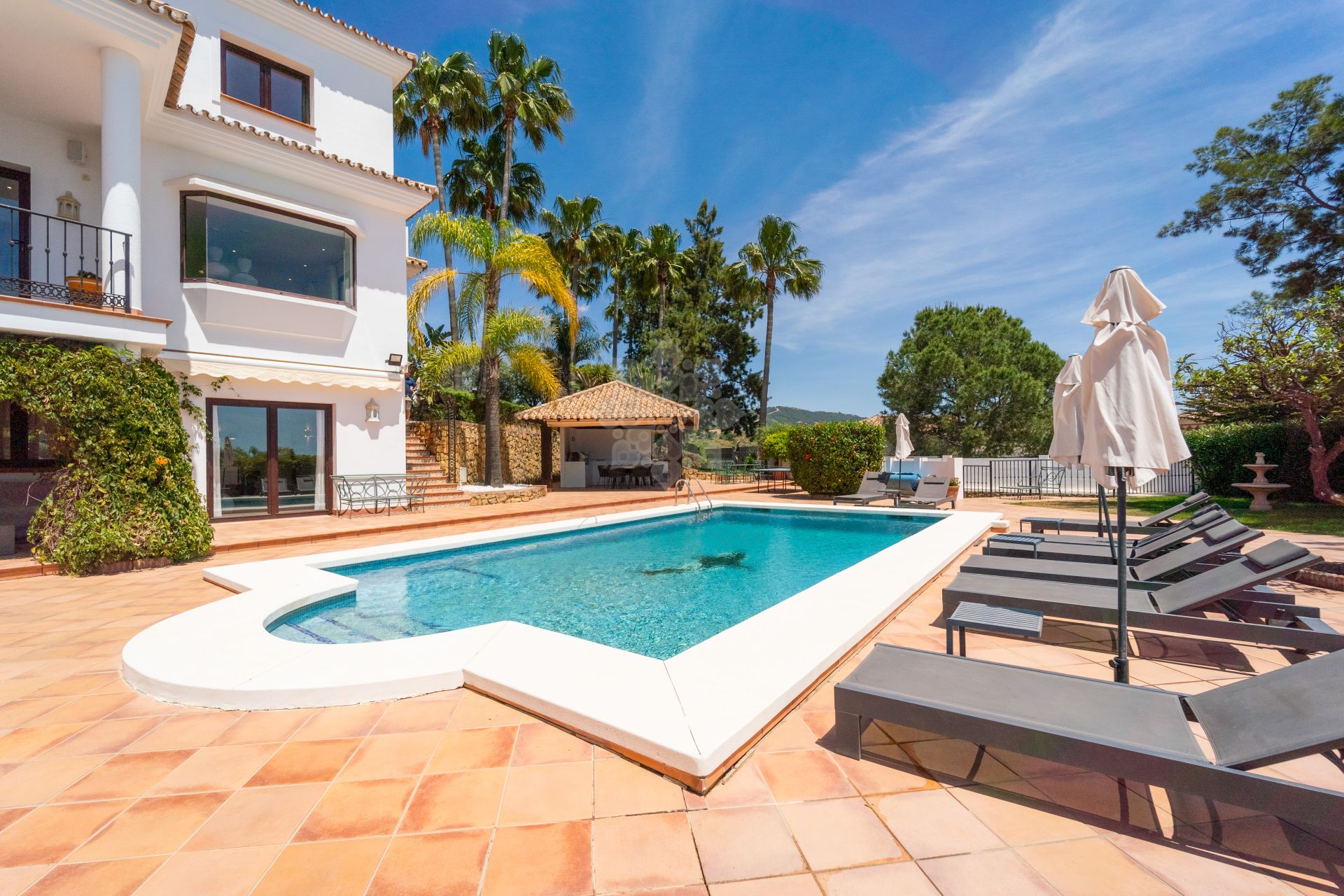 Villa in El Rosario, Marbella
