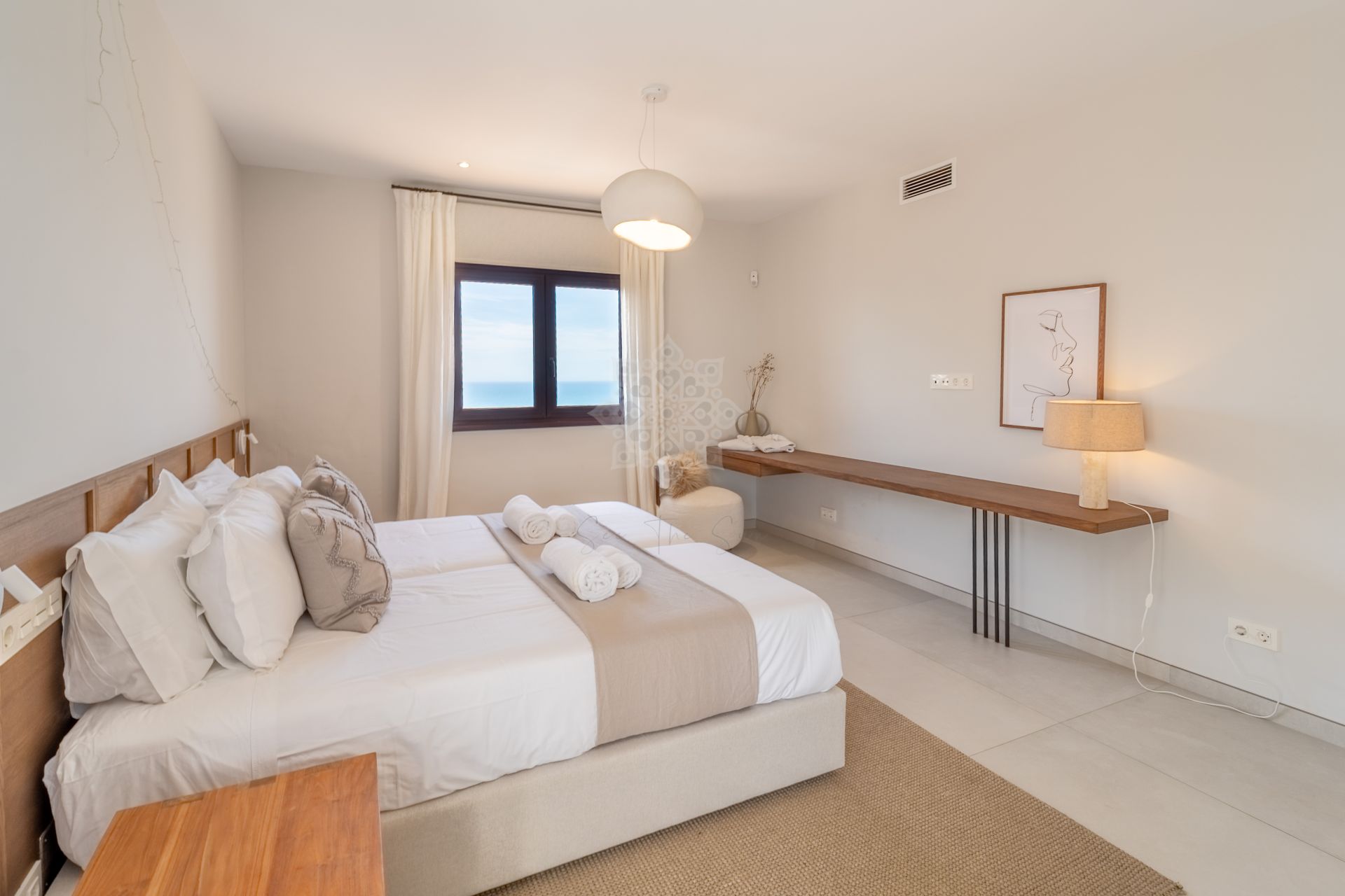 Villa in El Rosario, Marbella